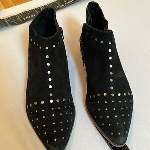FREE PEOPLE size 10 black Aquarian  silver studded ankle boots suede side zip